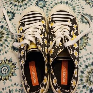 Adorable Daisy Rocket Dogs